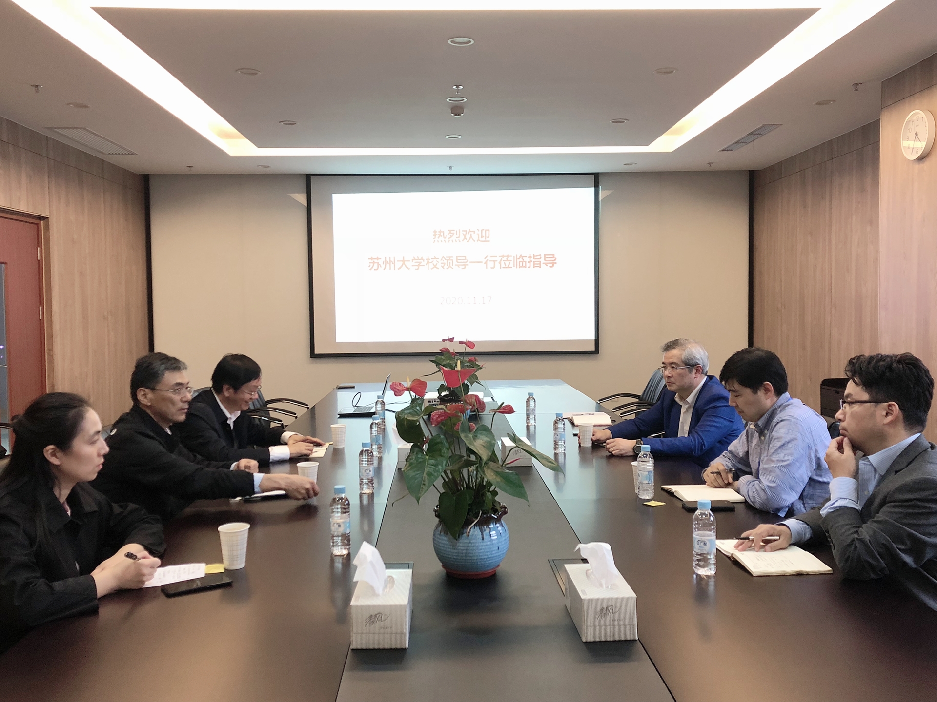 医学部常务副主任徐广银一行赴张江实验室脑与智能科技研究院学习交流